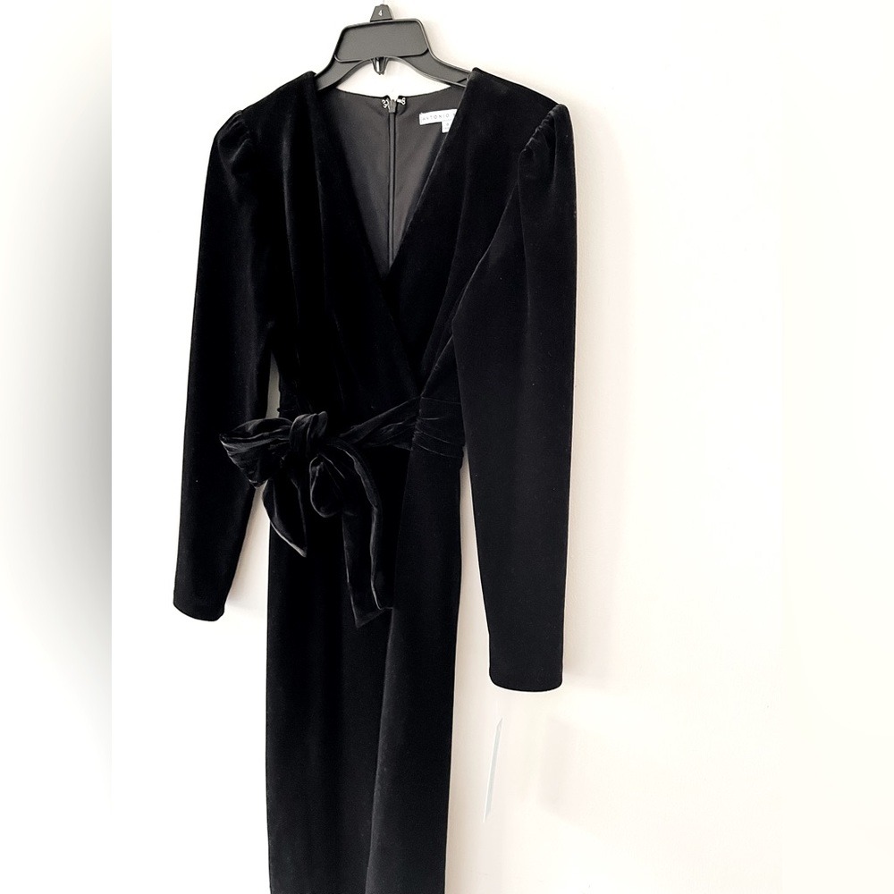 NWT Antonio Melani black velvet cocktail dress